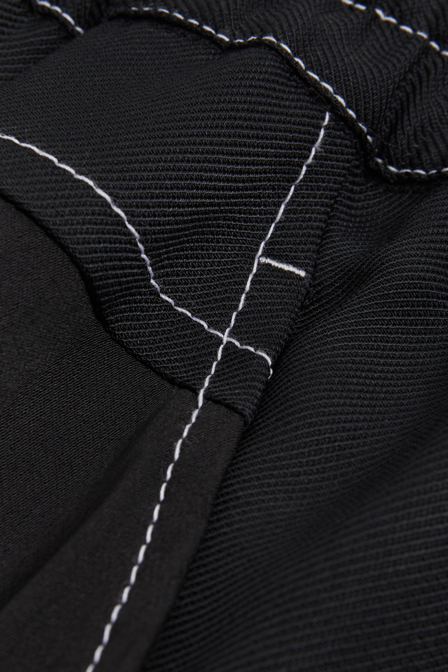 RELAXED CARGO BLACK 6