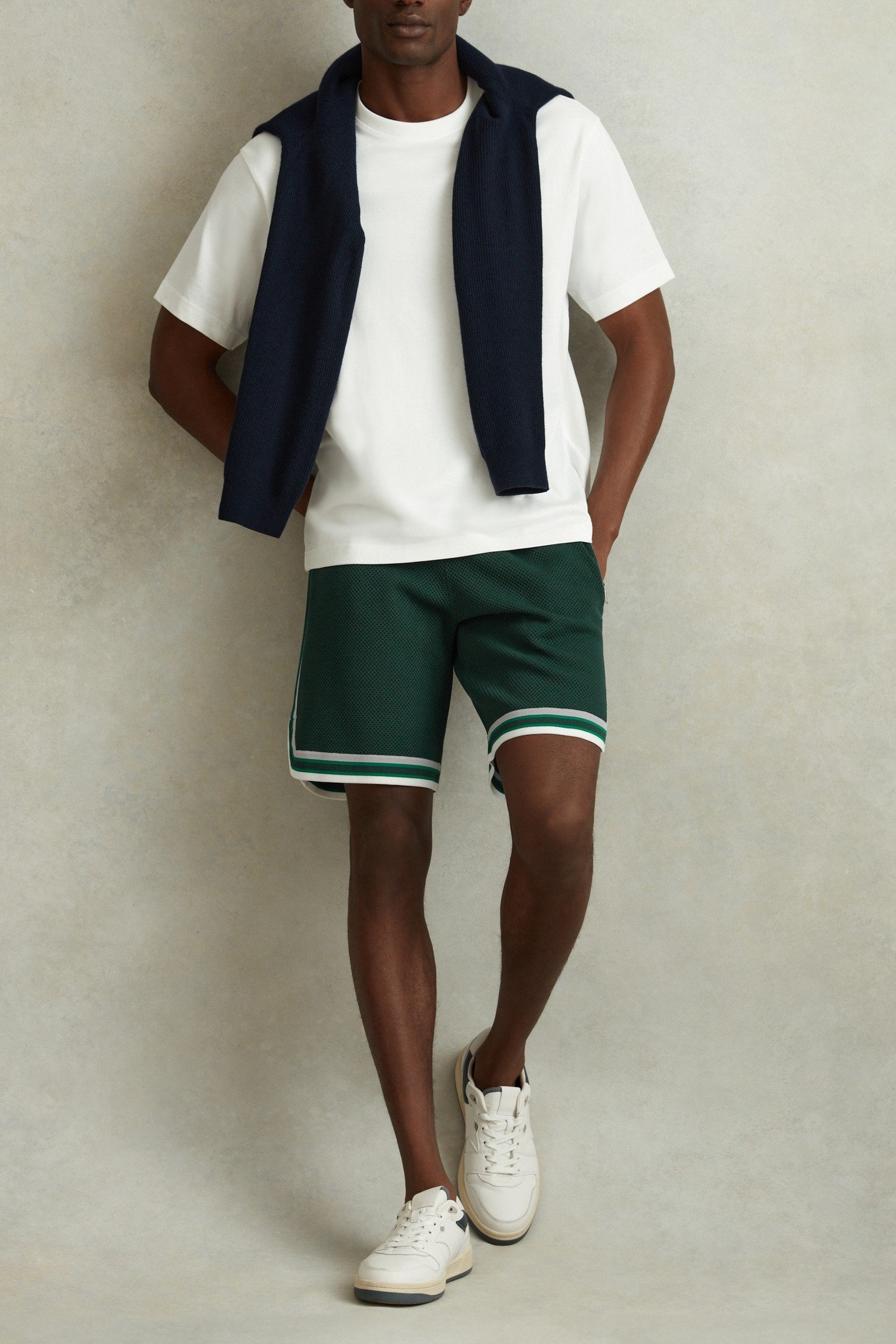 TEXURED TIPPED SHORT GREEN MULTI 1