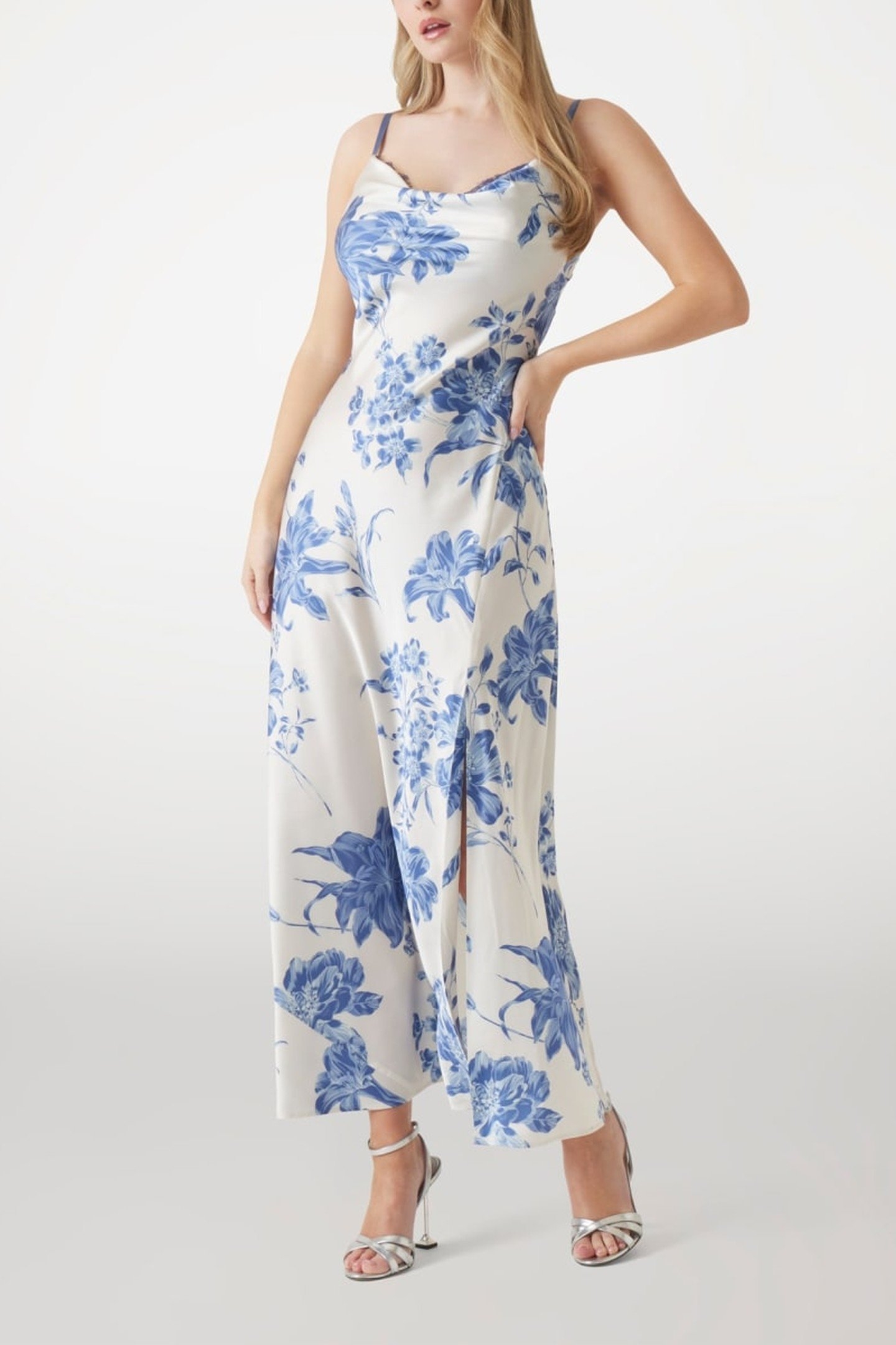 ADÈLE LACE NECKLINE DREAMING LILIES PRIN 5