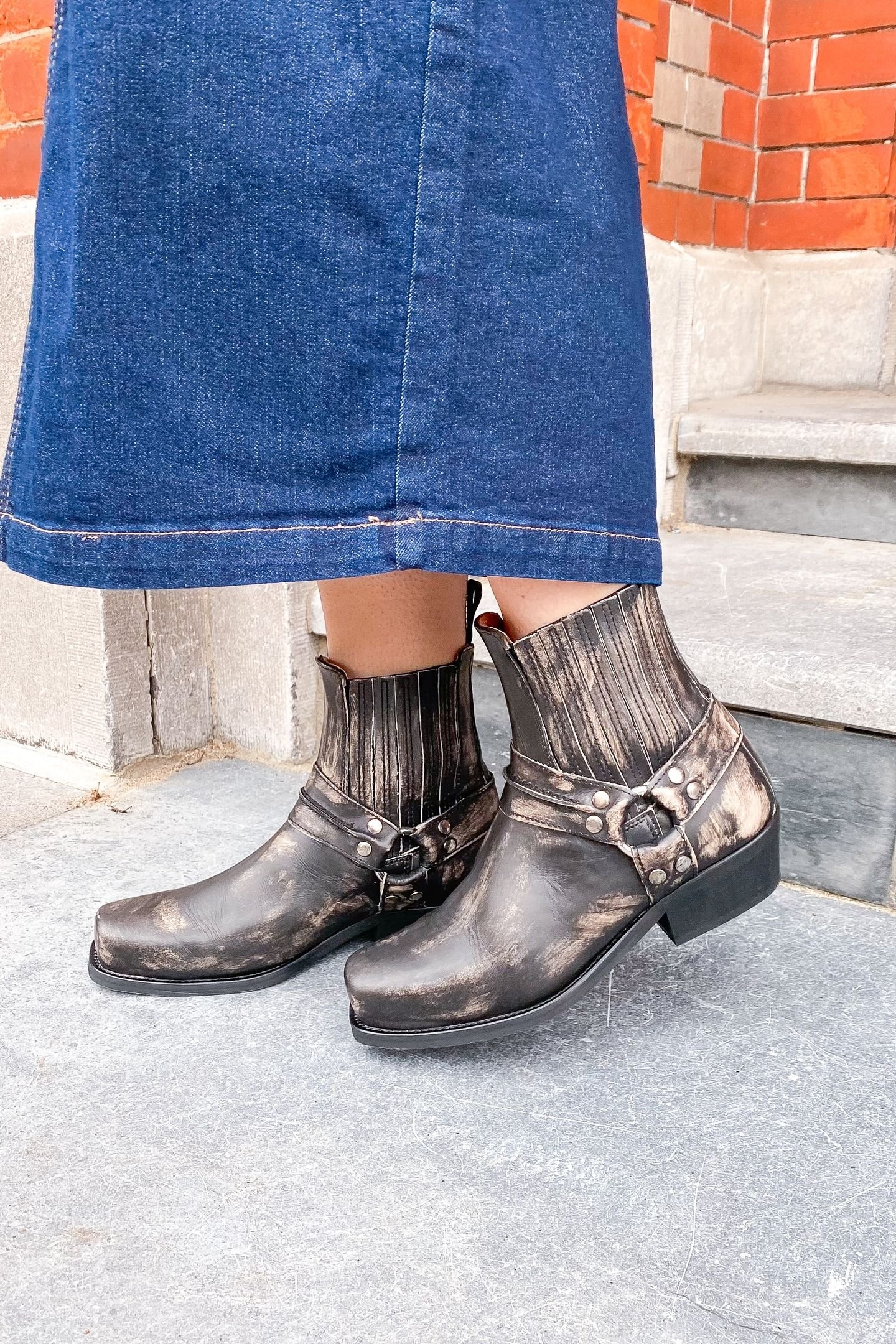 HOOK LAVADO BLACK / BEIGE 2